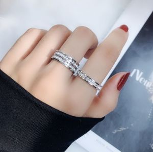TT2992 - Set 2 nhẫn titan viền đá zircon full màu trắng ( 1 nhẫn đơn 1 nhẫn kép) (size 5/6/7/8)