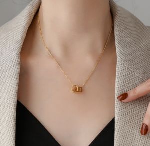 TT4791 - Dây chuyền titan vuông tròn lồng nhau (màu trắng/vàng)