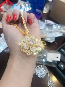 Dây phụng mặt hoa