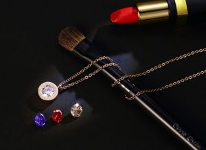 TT5190 - Dây chuyền titan khắc BVLGARI thay 4 màu đá (trắng/vàng)