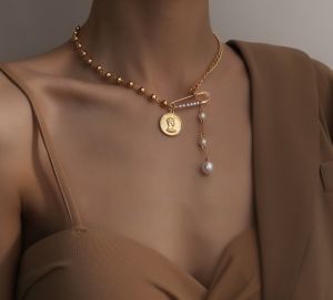 TT5782 - Dây chuyền titan bi lớn mix ngọc trai mặt đồng xu (màu vàng)