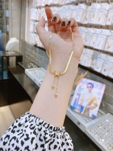 TTN6273 - Dây chuyền titan bướm phun cát dây mì bi rơi (màu vàng)