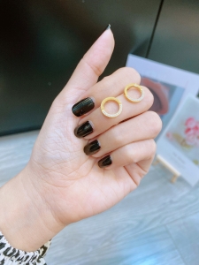 TTN6537 - Bông tai titan vòng tròn nửa đá (màu vàng)