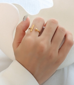 TTN6675 - Nhẫn titan bi thanh dọc (màu vàng - free size)