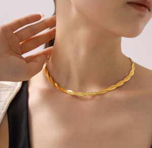 TTC6716 - Dây chuyền titan mì ép xoắn đôi bản 5mm (màu vàng)