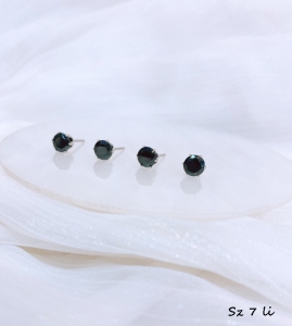 TT6866 - Bông tai titan nụ đá đen 7 li (màu trắng)