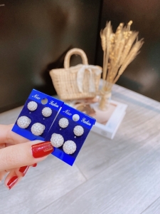 BBK29 - Bông xi bạch kim cầu đá lớn nhỏ