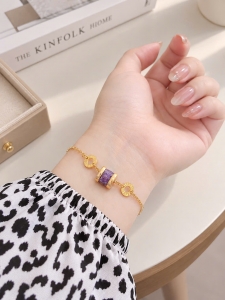 TTN7095 - Lắc tay titan lu đá tím