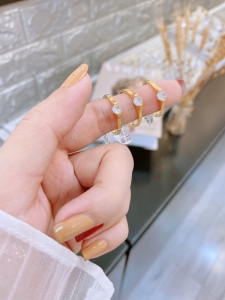 TTN7233 - Nhẫn titan 1 hạt đá zircon (màu vàng - size 5/6/7/8)