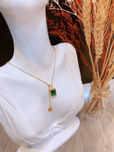 TTN7795 - Dây chuyền titan dây bi phối xích mặt đá xanh (màu vàng)