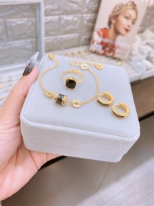 TT8257 - Set titan đá đen (lắc tay, bông tai, nhẫn - màu vàng)