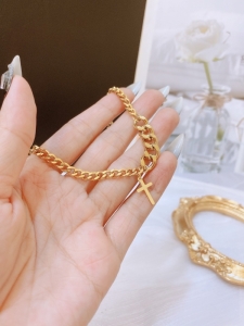 TTN8403 - Lắc tay titan xích thánh giá (màu vàng)