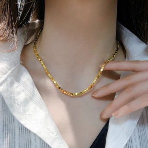 TTN9931 - Dây chuyền titan hạt vuông (màu vàng)