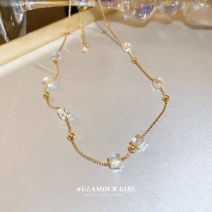 TTC9954 - Dây chuyền titan bi mix hạt vuông ánh màu (màu vàng)