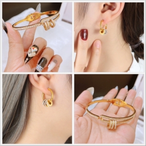 TT10002 - Set titan 3 khoen đá (vòng tay, bông tai - màu vàng)