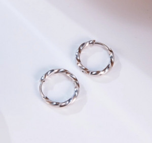 TTN10106 - Khoen tròn titan xoắn (màu trắng)
