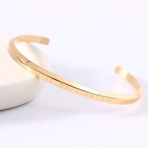 TTC10277 - Vòng tay titan cuff DW (màu vàng)