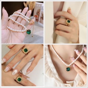 TT10430 - Set titan đá xanh (dây trai nước ngọt, nhẫn - màu vàng)