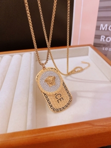 TTC10432 - Dây chuyền titan form dài 2 mặt Versace to (dây 75cm + tăng đưa - màu vàng)