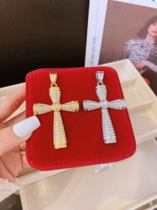 TTN10502 - Mặt dây chuyền titan thánh giá to full đá (dài 5.8cm - màu trắng/màu vàng)
