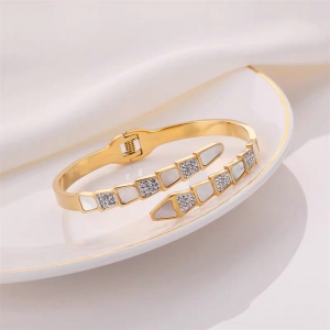 TTN10521 - Vòng tay titan rắn BVL xà cừ phối đá (màu vàng)