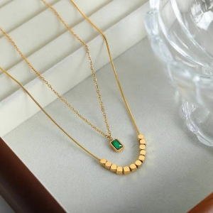 TTC10711 - Dây chuyền titan layer đá xanh phối hạt vuông (màu vàng)