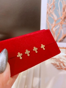 TTN10892 - Bông tai titan thánh giá rỗng mini chui bi vặn (màu vàng)