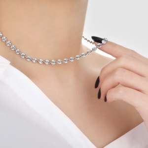 TTC11359 - Dây chuyền titan mặt tròn chạm 6li (màu trắng)