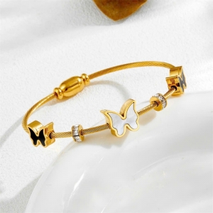 TTC11709-Vòng tay titan charm bướm phối đá khóa nam châm
