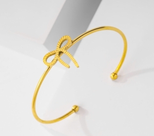 TTC11712-Vòng tay titan cuff nơ xinh