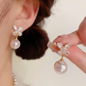 PKC5832-Bông tai cao cấp 925 bướm đá phối trai