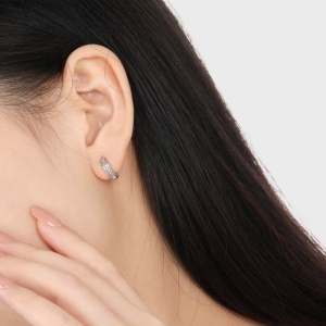 TTN11836-Khoen tròn titan bấm cẩn đá