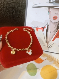 TT11895 - Lắc tay titan Mickey