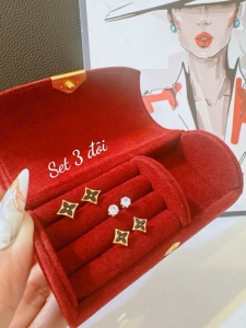 TT11915 - Set bông tai titan LV nụ đá