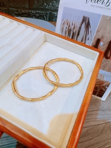 TT11928 - Vòng tay titan đốt tre chạm kim cương
