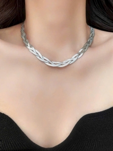 Dây chuyền titan mì ép thắt bính màu bạc