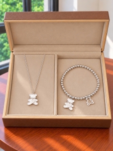 Set titan gấu xà xừ